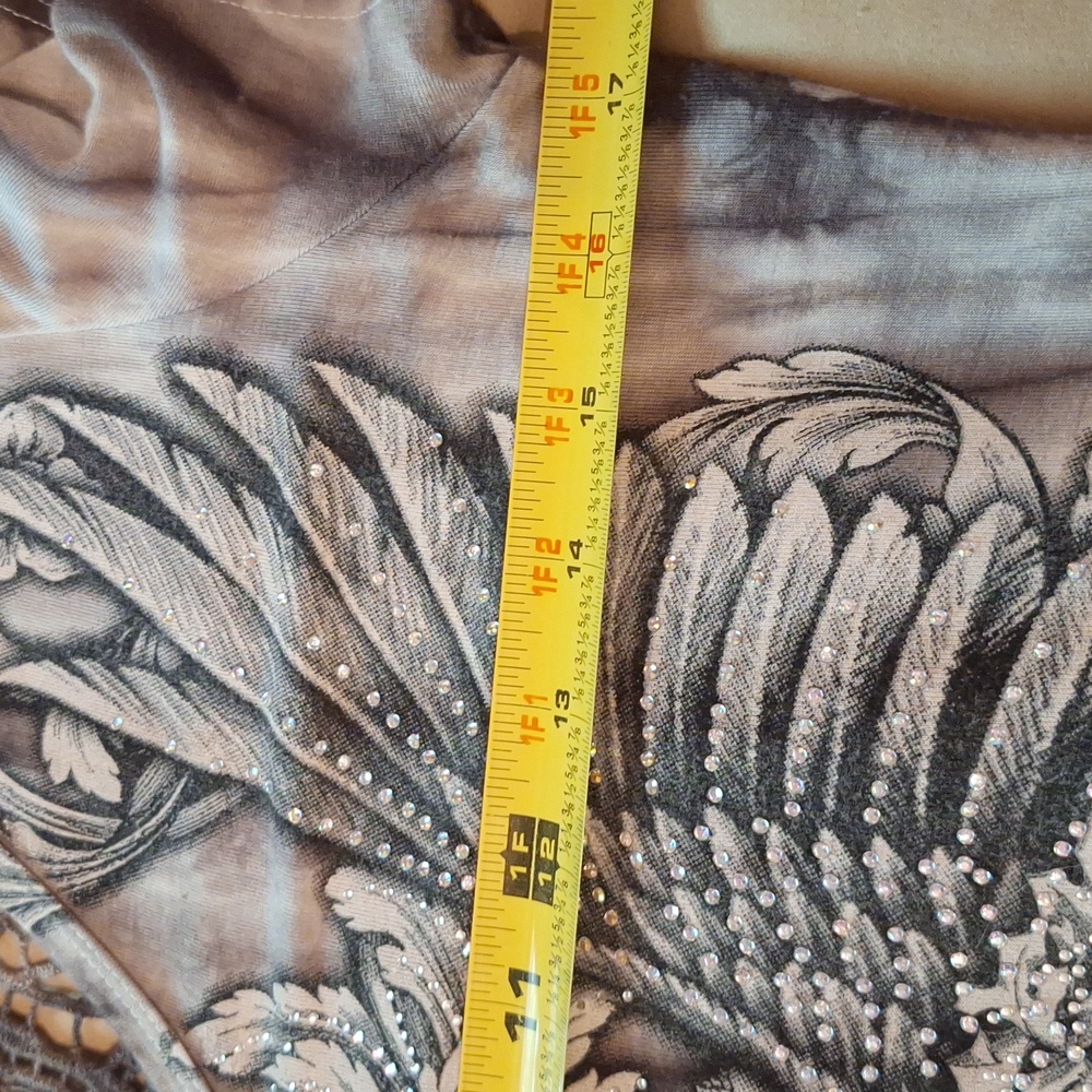 Vocal Taupe Tie-Dye Short Sleeve Tunic Dress with Silver Embellished Wing Motif - Picture 7 of 7